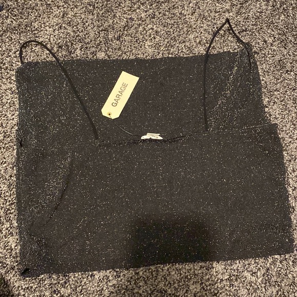 NWT Garage Top - Picture 3 of 5